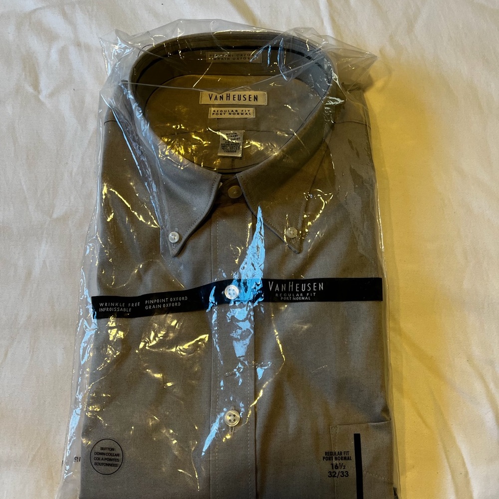 NWT Van Heusen pin point Oxford regular fit shirt 16.5 32/33
